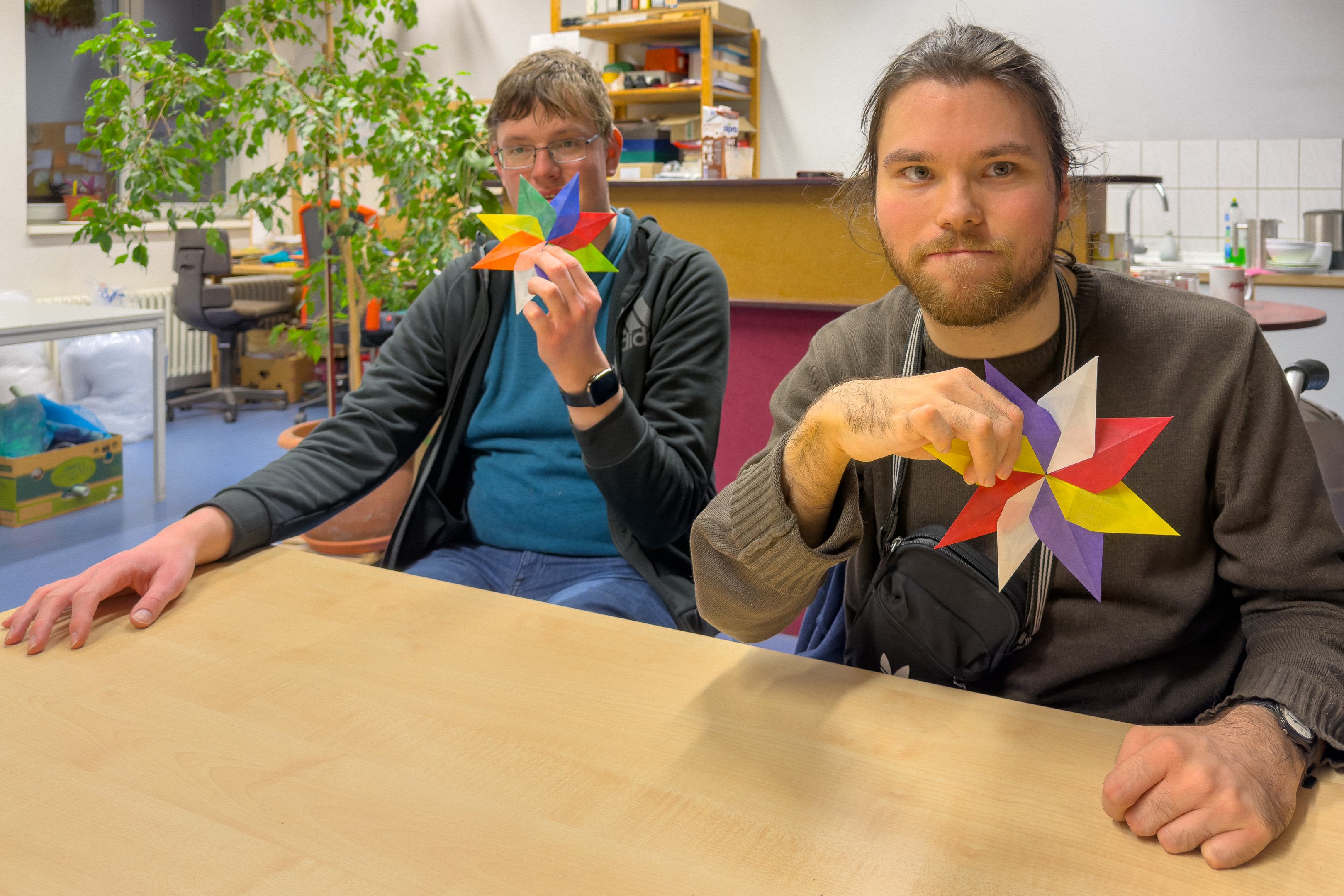 2025.12.12 17.55.29 (iPhone 17 Pro Max UHD ) 1