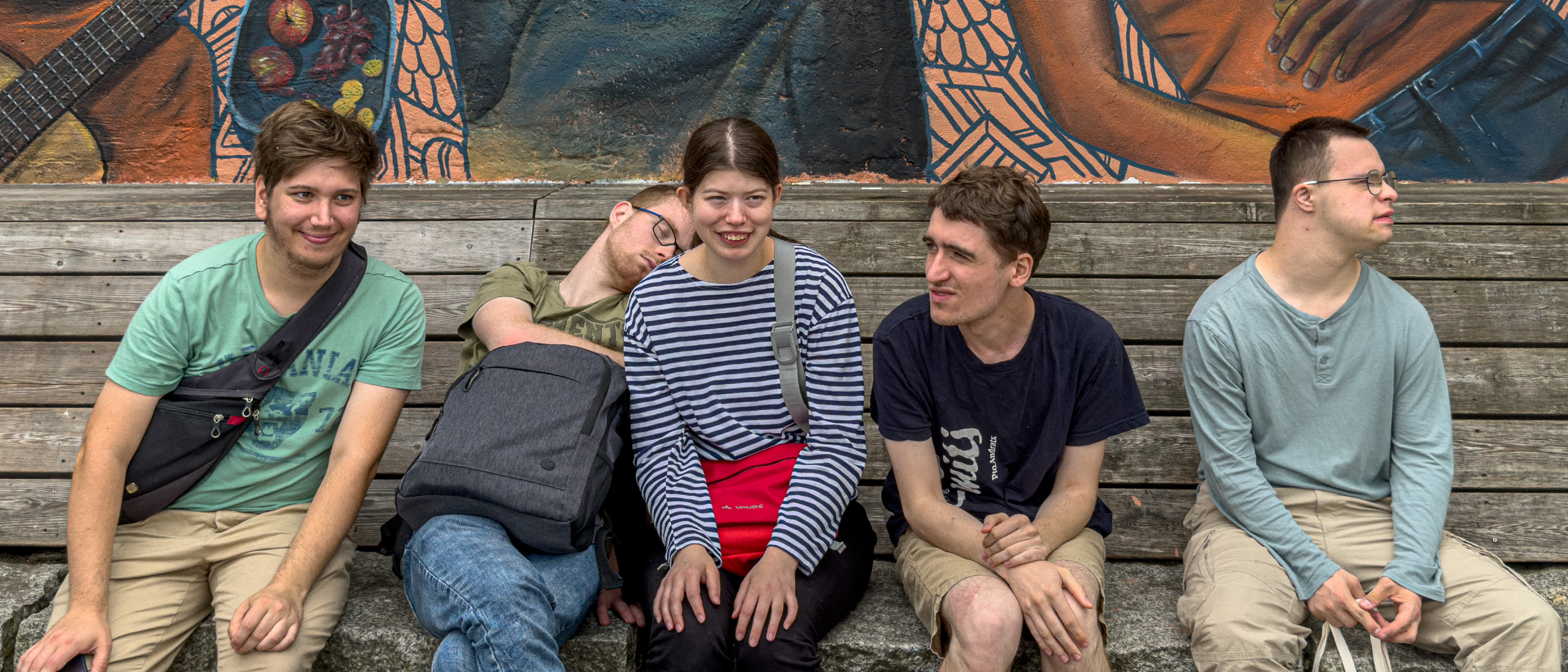 2024.09.25 13.59.43 uhd iphone 16 pro 