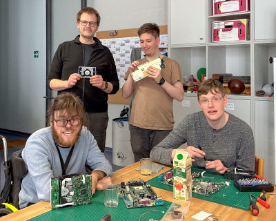 2023.05.057.25.06  iphone4 pro uhd    