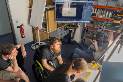 2023.06.307.16.22  iphone3 pro max uhd    