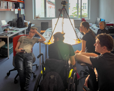 2023.06.307.20.36  iphone3 pro max uhd    