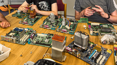 2023.07.147.38.39  iphone3 pro max uhd    