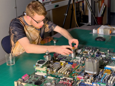 2023.07.287.36.09  iphone4 pro uhd    