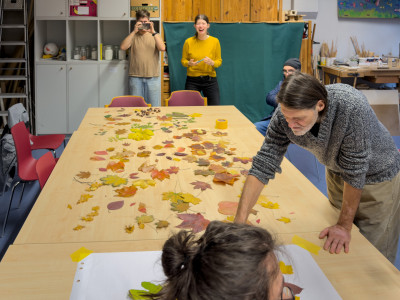 2025.10.316.07.14  iphone7 pro max uhd  karsten gander  