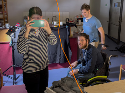 2025.11.146.49.33  iphone7 pro max uhd  karsten gander  