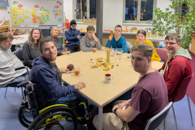 2025.11.286.18.10  iphone7 pro max uhd    