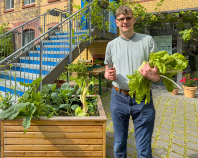 2025.06.066.19.19  iphone6 pro uhd    