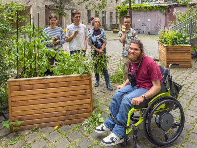 2025.07.116.57.10  iphone6 pro uhd    